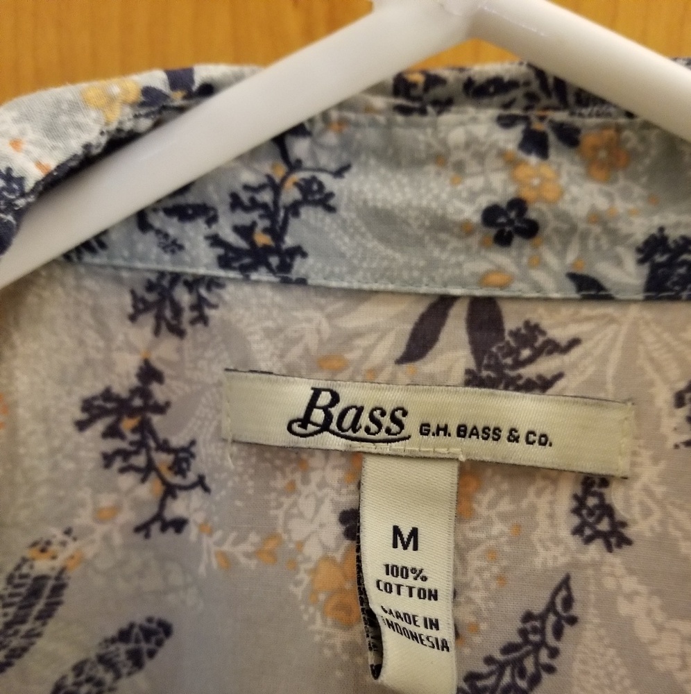 Floral button down - Picture 3 of 3